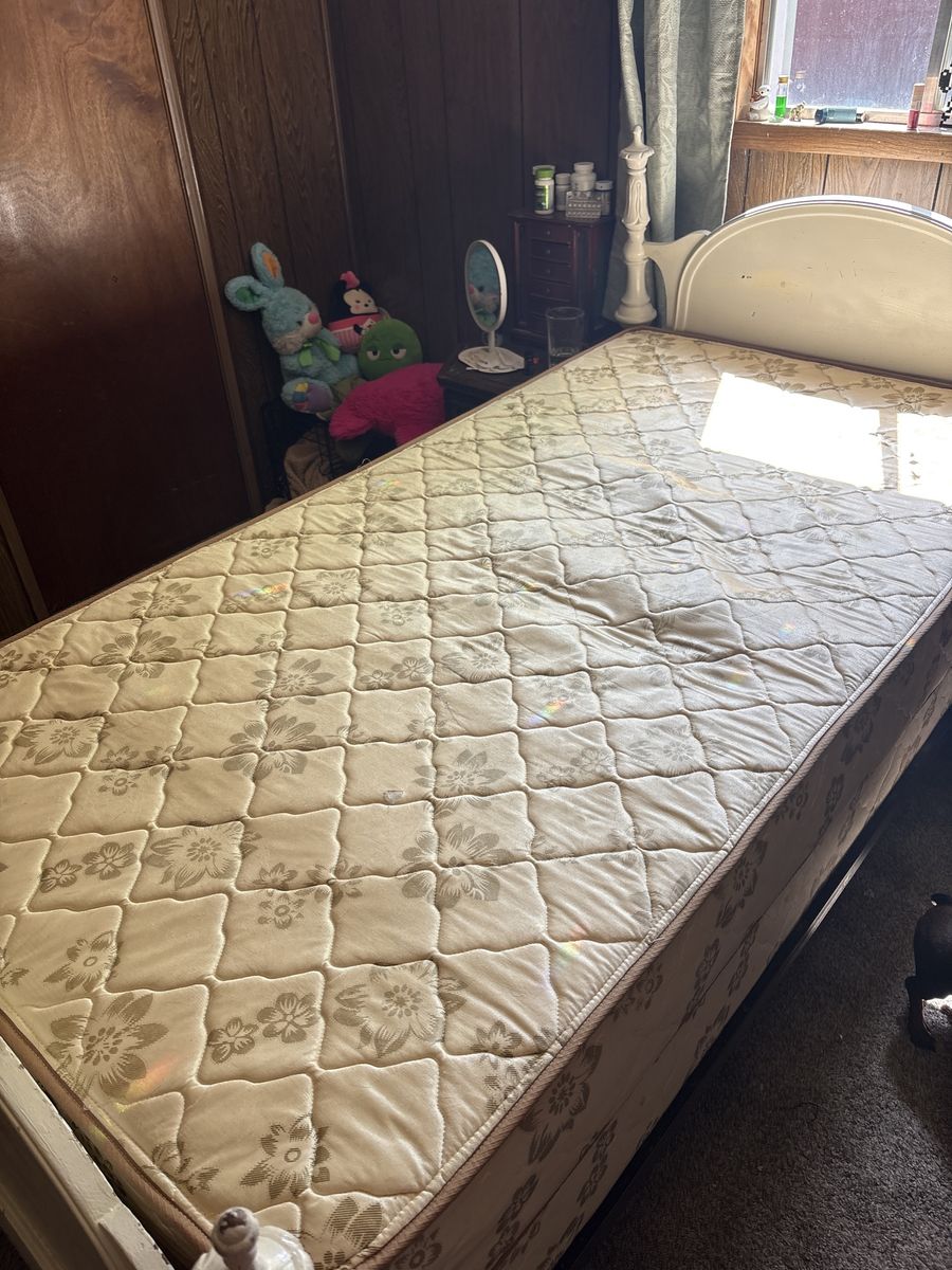 twin mattress