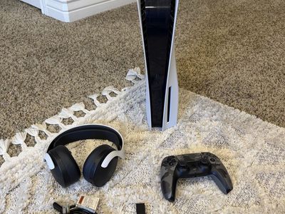 Sony PlayStation 5 PS5 Disc Console with Controller & Headset - Used
