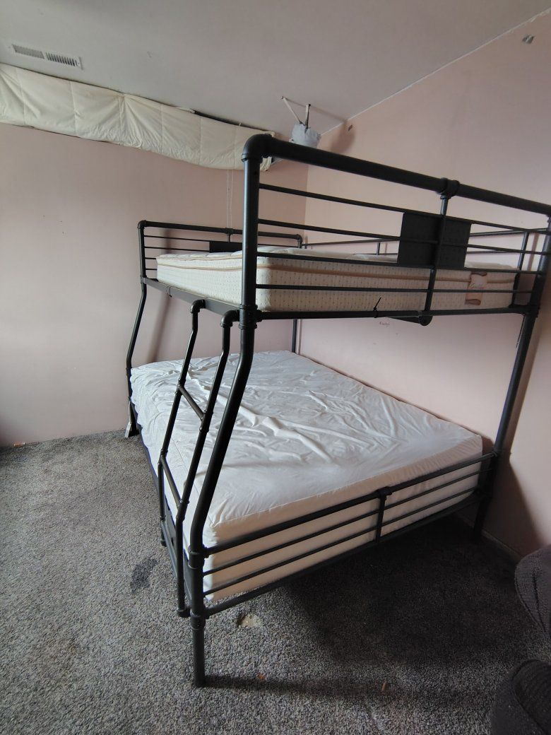 Full over queen bunk bed