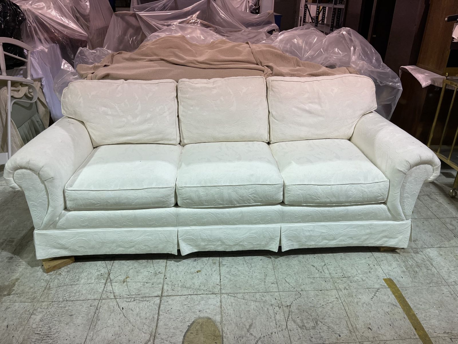 White cloth living room sofa