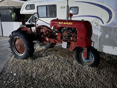 Antique Tractor 1948 B.F. Avery