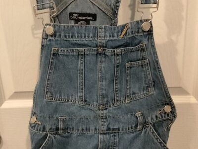 Juniors medium blue overalls