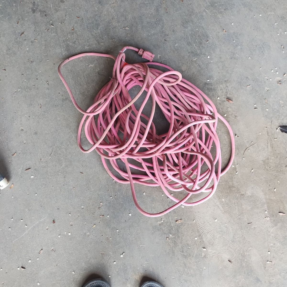 100' Heavy Duty Electric Cord