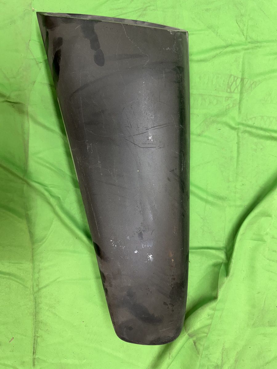 Mustang Fastback Eleanor Fiberglass Uppder Side Scoop LH