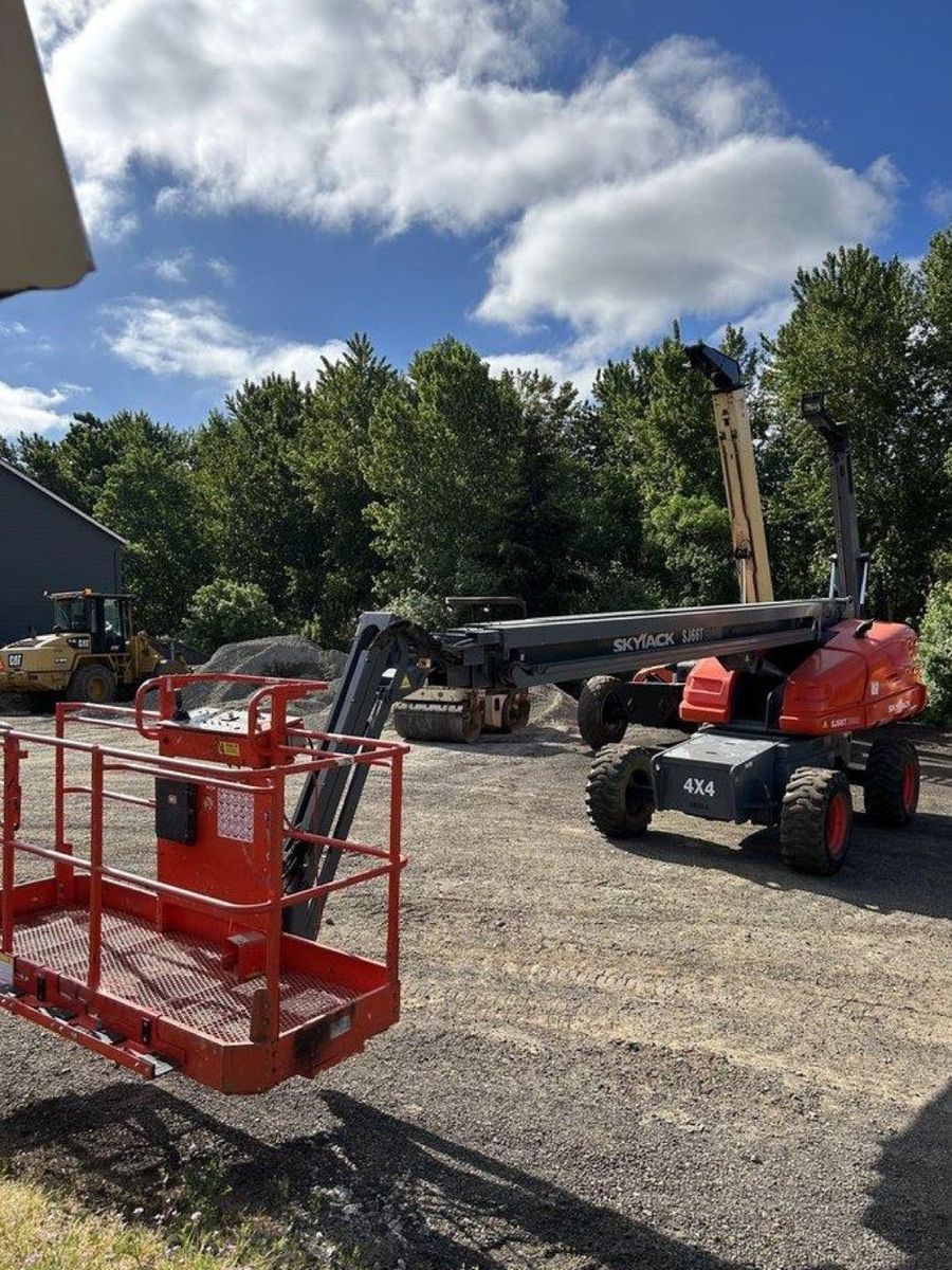 2016 Skyjack SJ66T Boom Lift