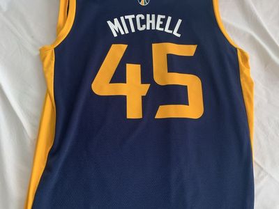 NBA Utah Jazz Donovan Mitchell #45 Jersey Men's Size XL Blue Gold T3 Cool