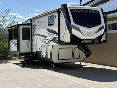 Montana High Country, 2021 295 RL
