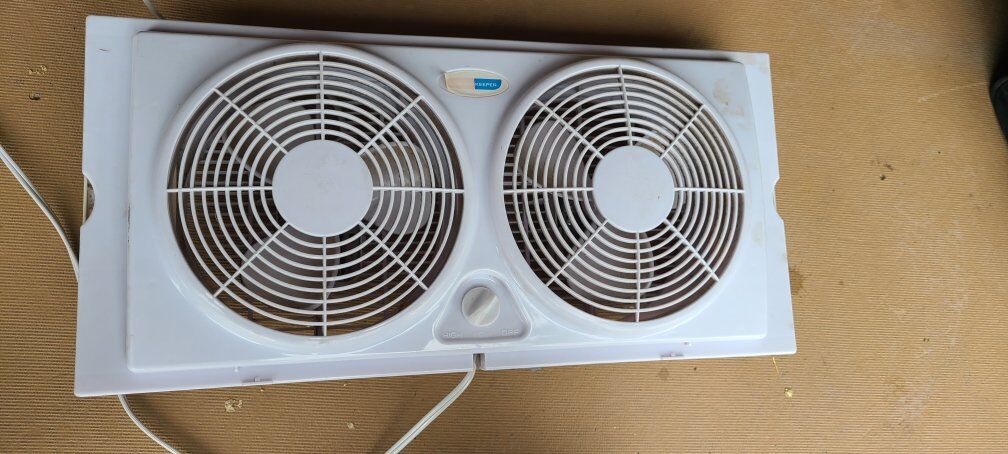 dual window fan