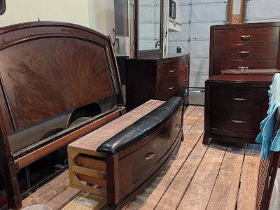 6 Piece Queen Bedroom Set