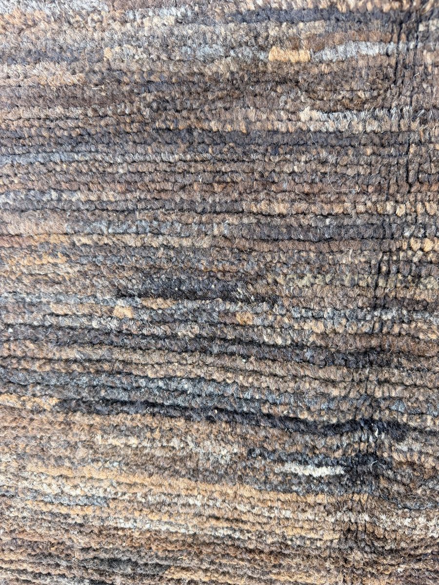 Main image 7