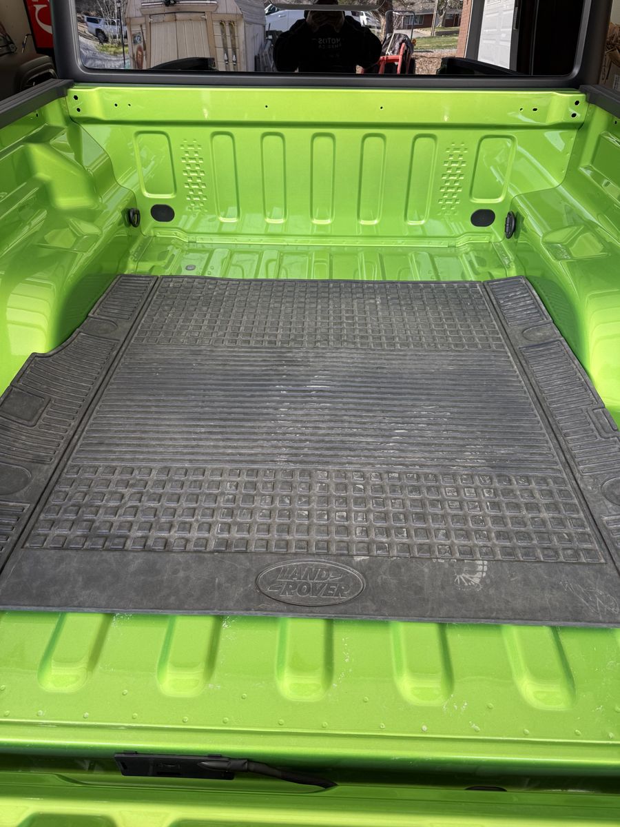 LR3-LR4 Landrover rear cargo mat