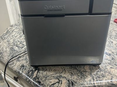 Cuisinart Stainless Steel 2 LB Automatic Programmable Bread Maker CBK-100