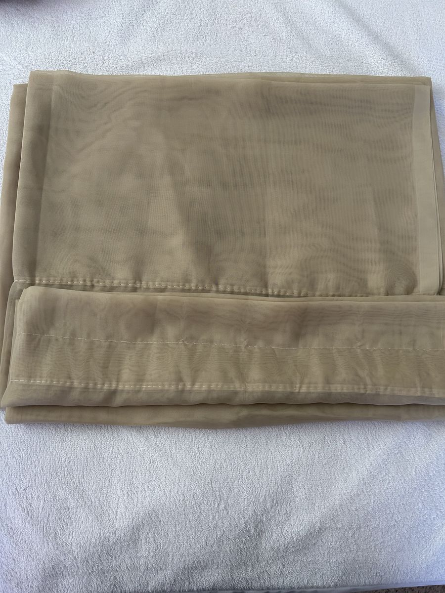 Sheer Curtains and Valances and Accessories