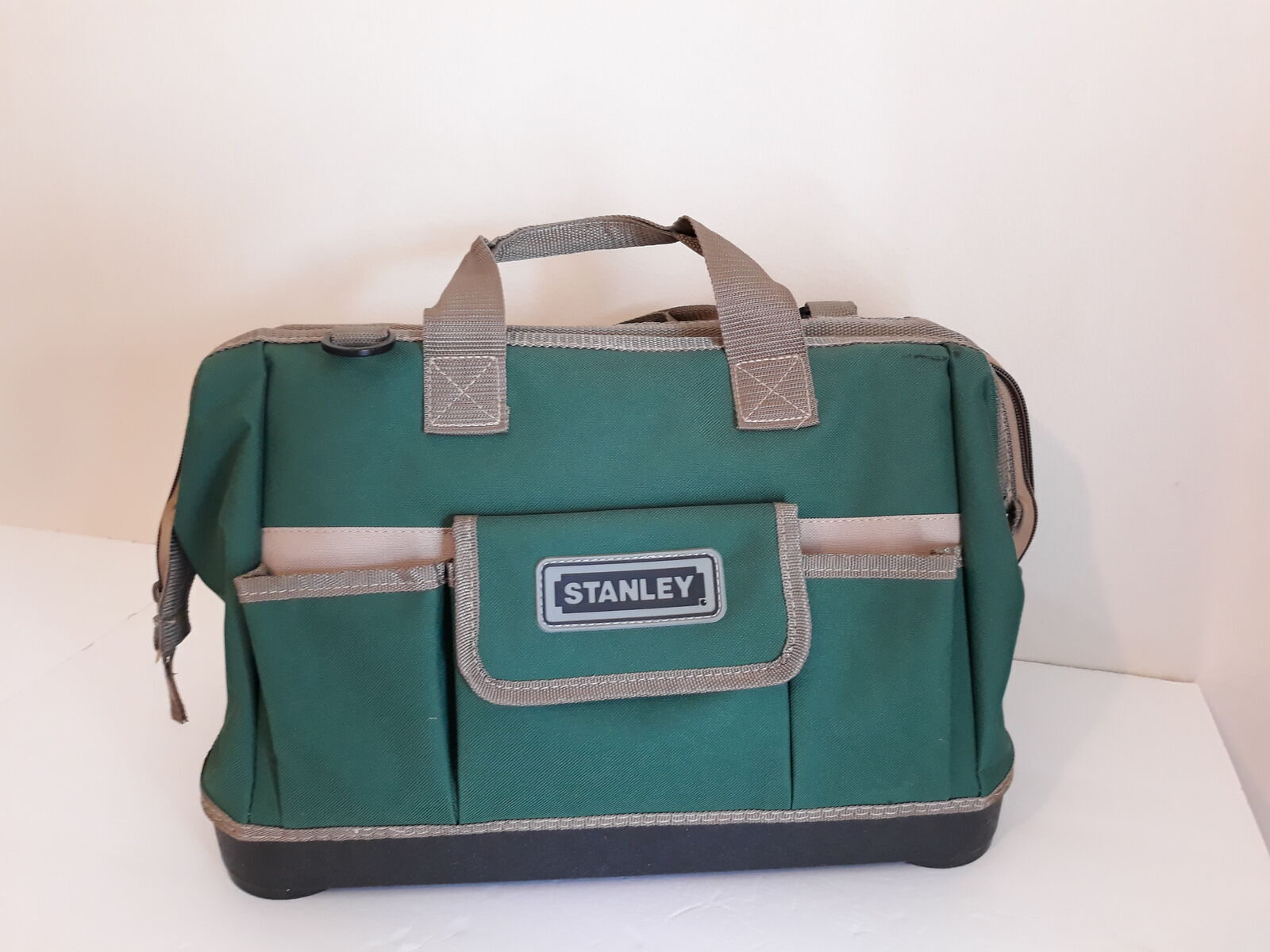 Heavy duty Stanley tool bag / accessory bag