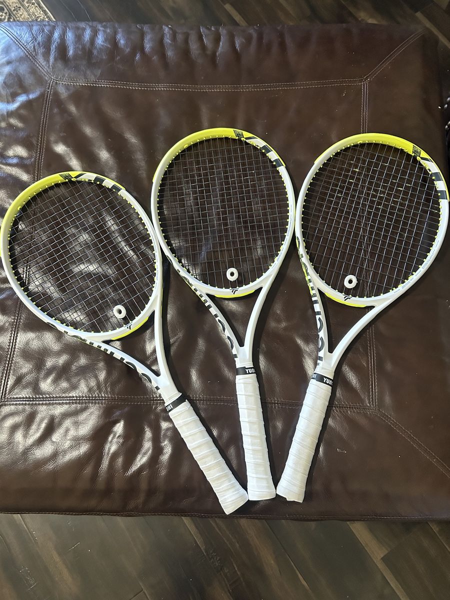 Tecnifibre TF-X1 305 v2 - 4 3/8 grip size on all 3 rackets