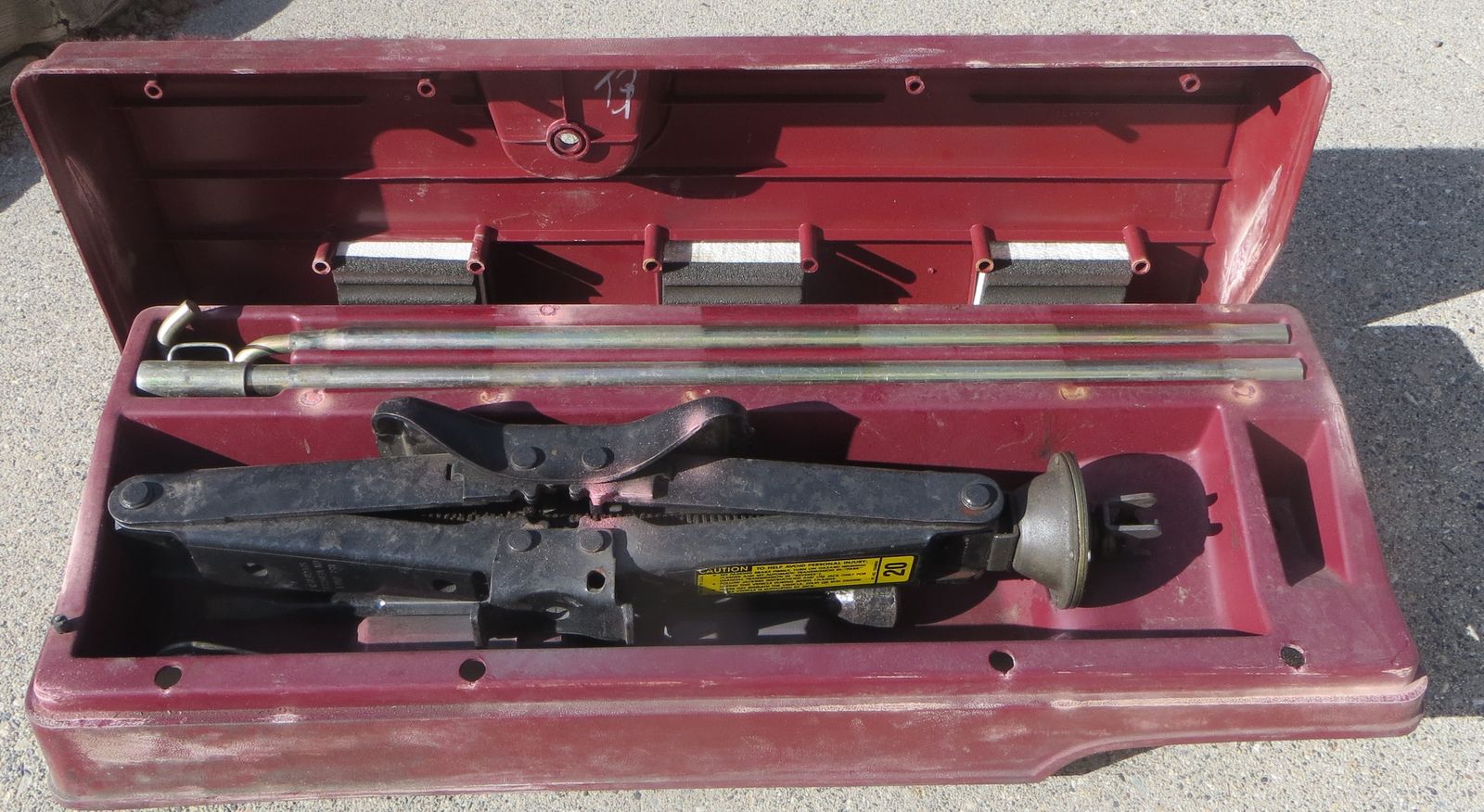 2-Ton Scissor Jack (Heavy Half)