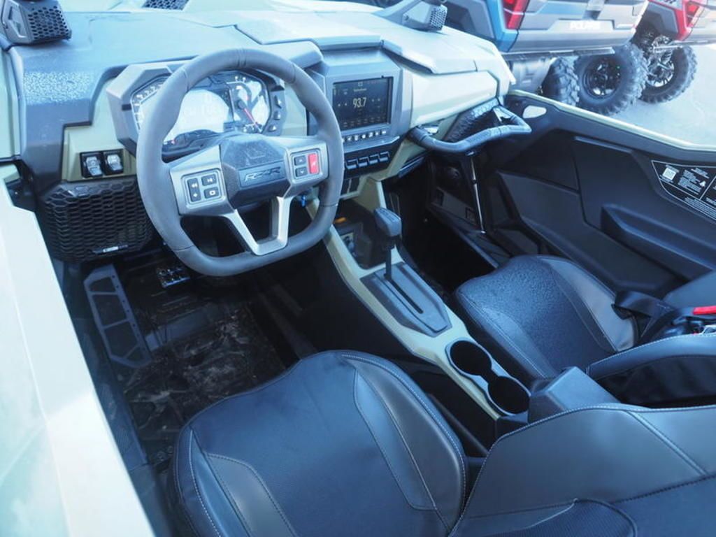 Main image 5
