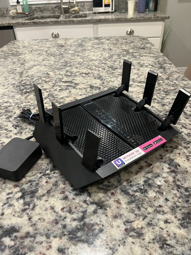 Netgear Nighthawk X6S Tri-Band WiFi Router