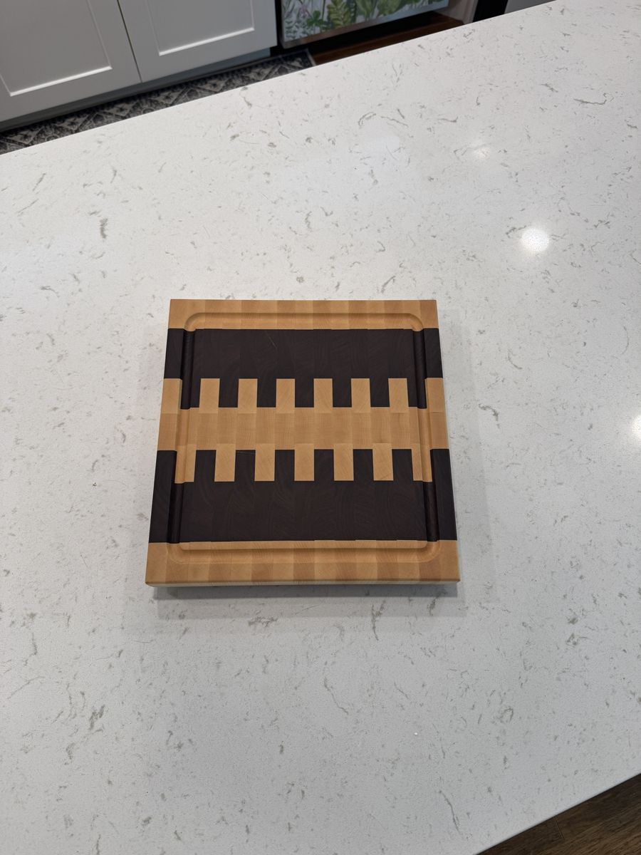 HANDCRAFTED END GRAIN CUTTING BOARD — WALNUT & MAPLE