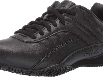 Women's size 12, men's size 13.5 Slip resistant shoes