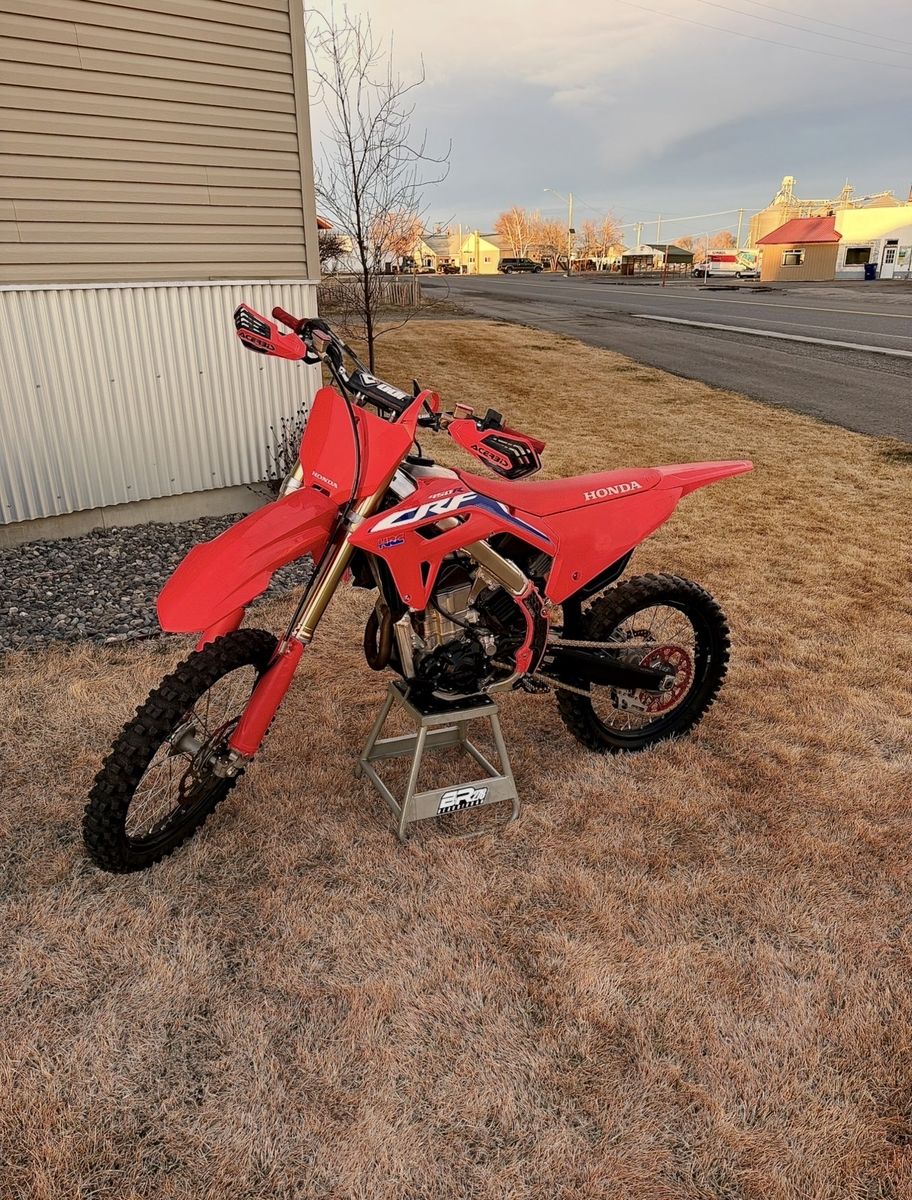 2021 CRF450r (low hours)