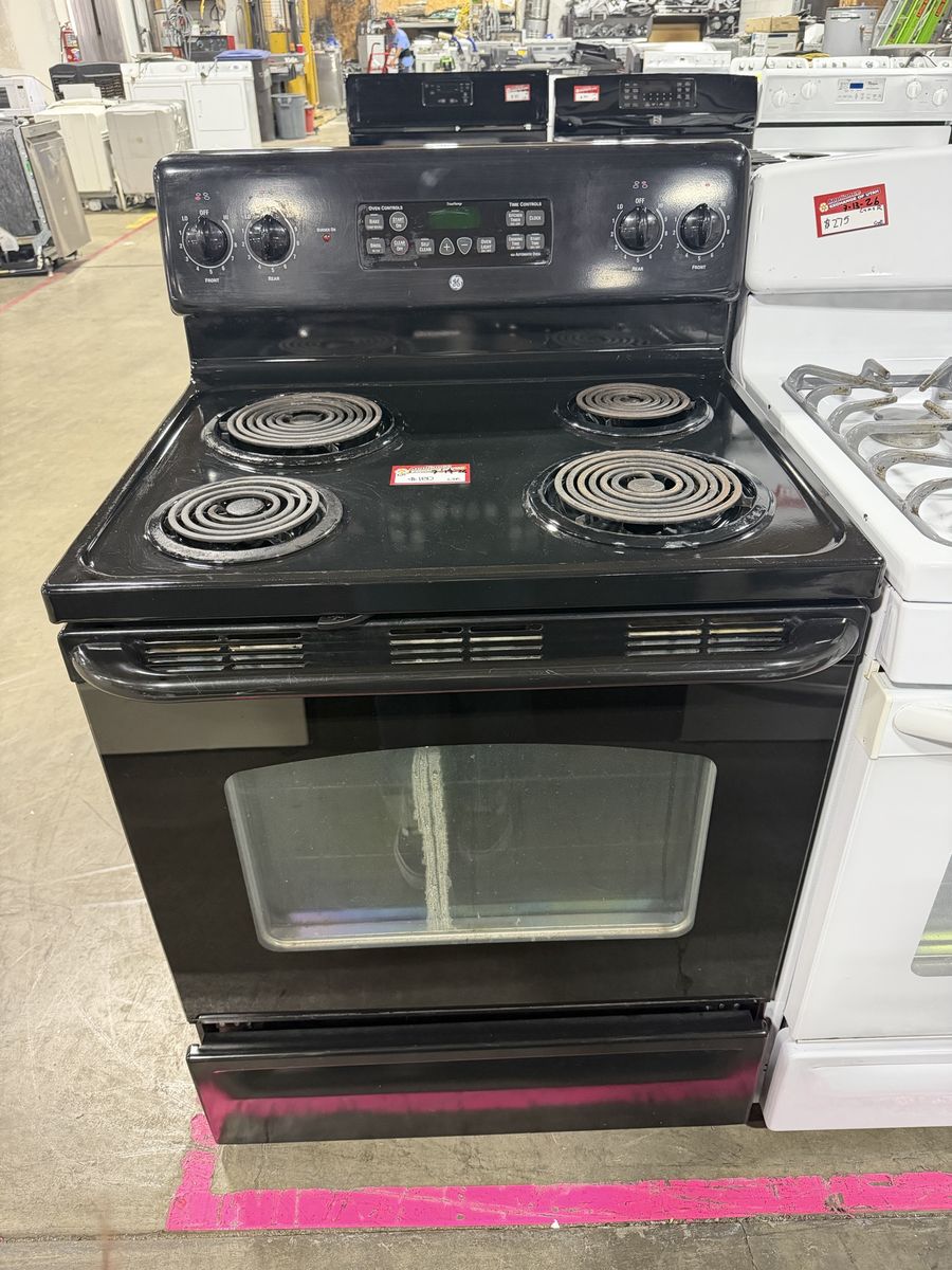 GE Electric Range, Black 30-inch Freestanding Coil Top Oven