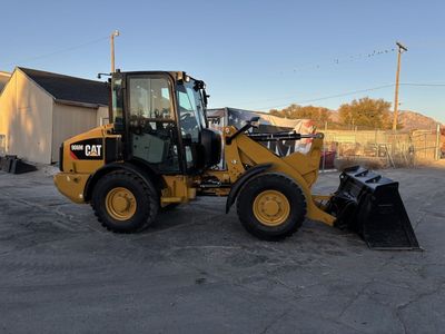 Caterpillar 906M Wheel Loader Tractor