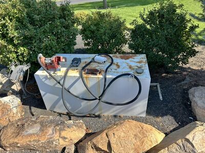 200 Gallon Fuel Tank With Power