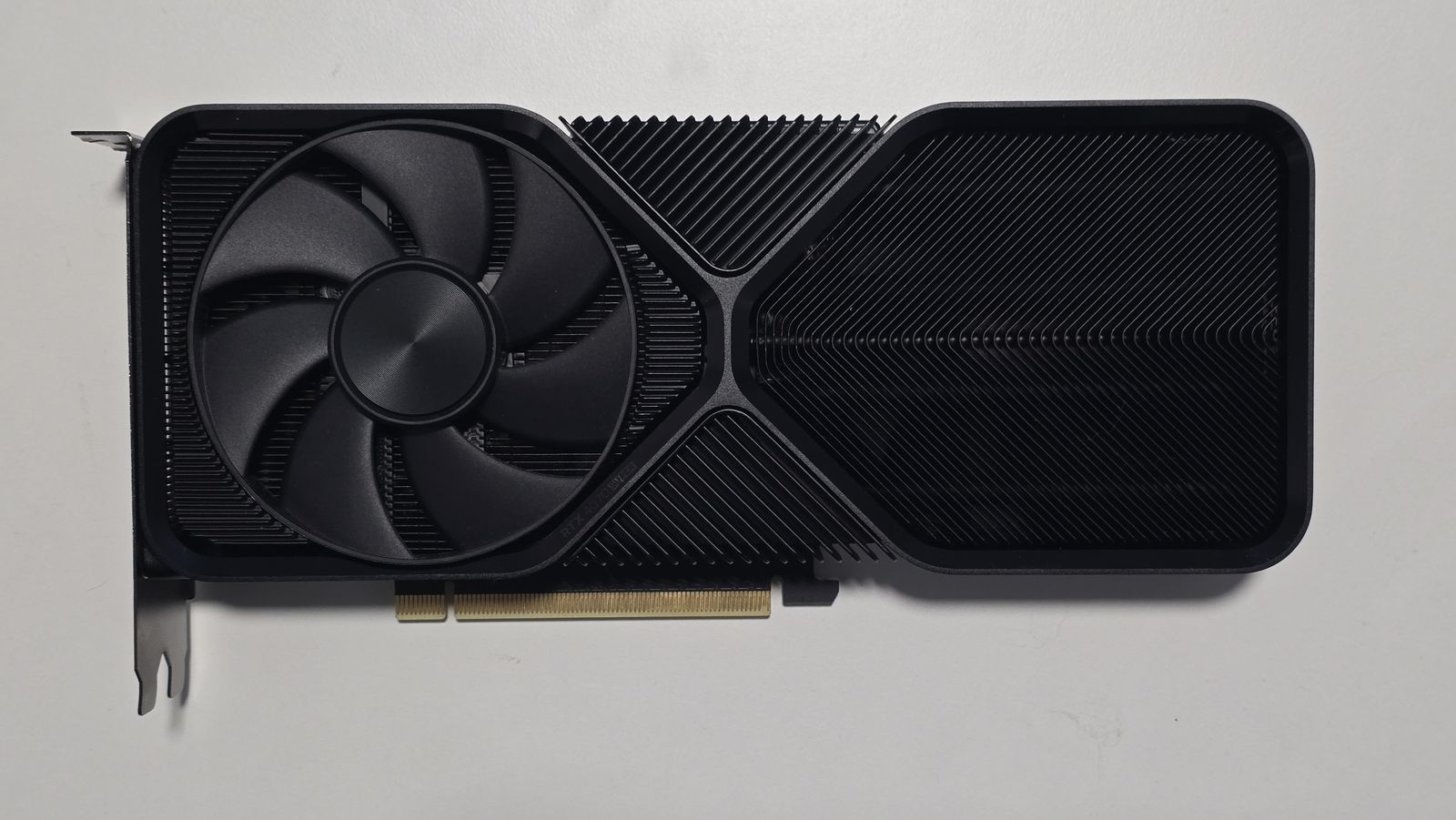 Nvidia RTX 4070 Super (Founder's Edition) | 12GB GPU Graphics Card