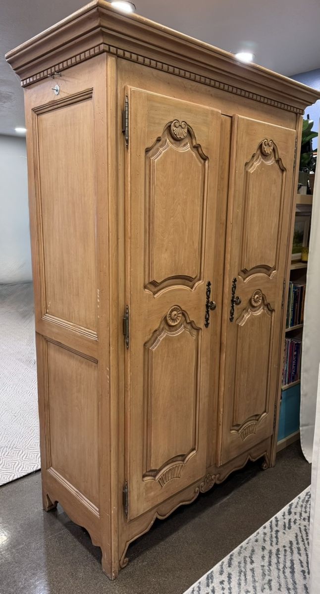 Vintage Solid Hardwood Detailed Wardrobe