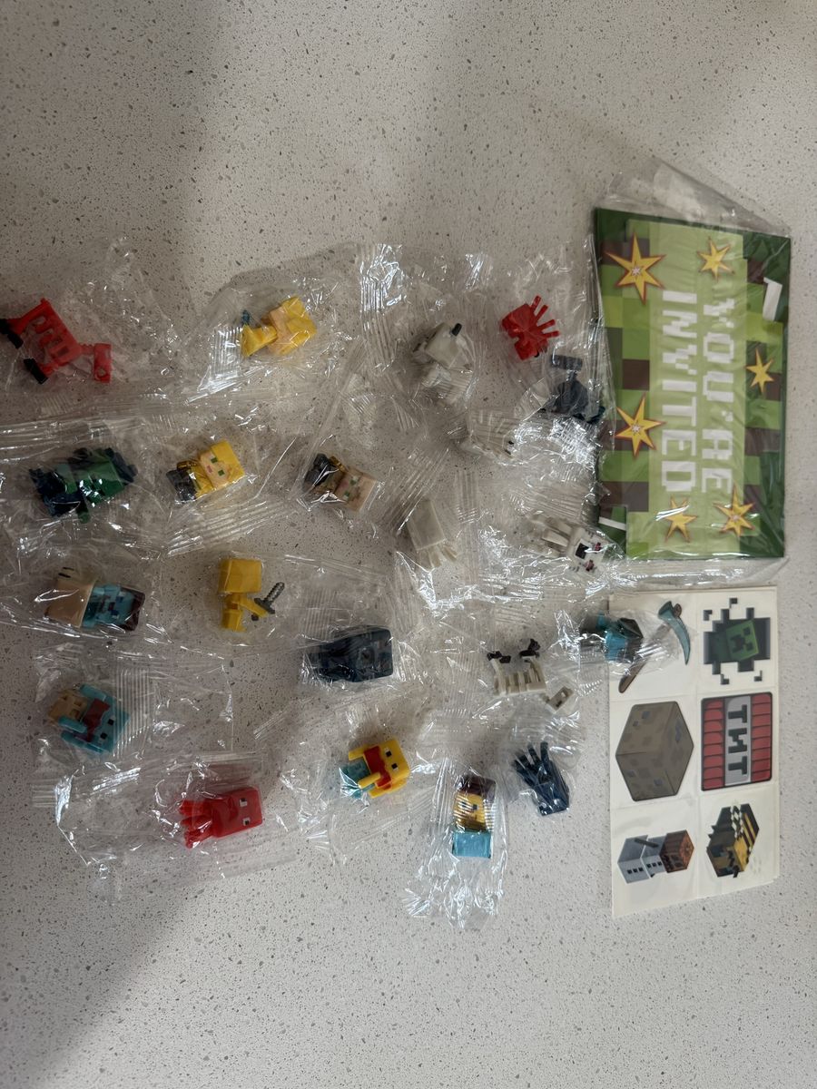 Minecraft Mini Figures Party Favors Invites Stickers Set