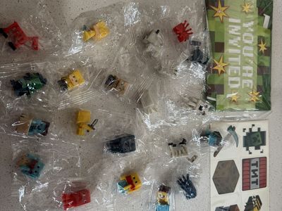 Minecraft Mini Figures Party Favors Invites Stickers Set