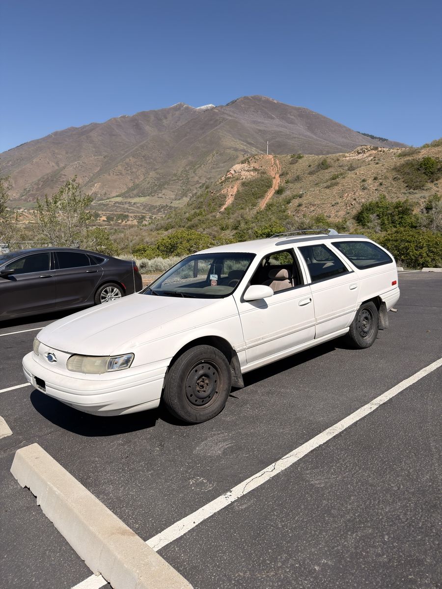 1994 Ford Taurus GL