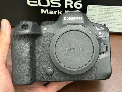 Canon Camera, Prices Differently :