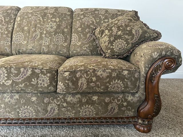 Main image 5