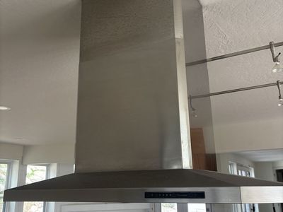Thermador HNI42YS Stainless Steel Island Range Hood 42" with Remote Ventilator Model