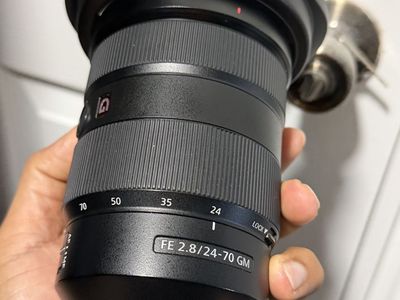 Sony FE 2.8/24-70 GM E-Mount Full-Frame Zoom Lens
