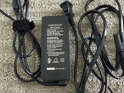 Insignia 65W AC Adapter Model NS-PWL965