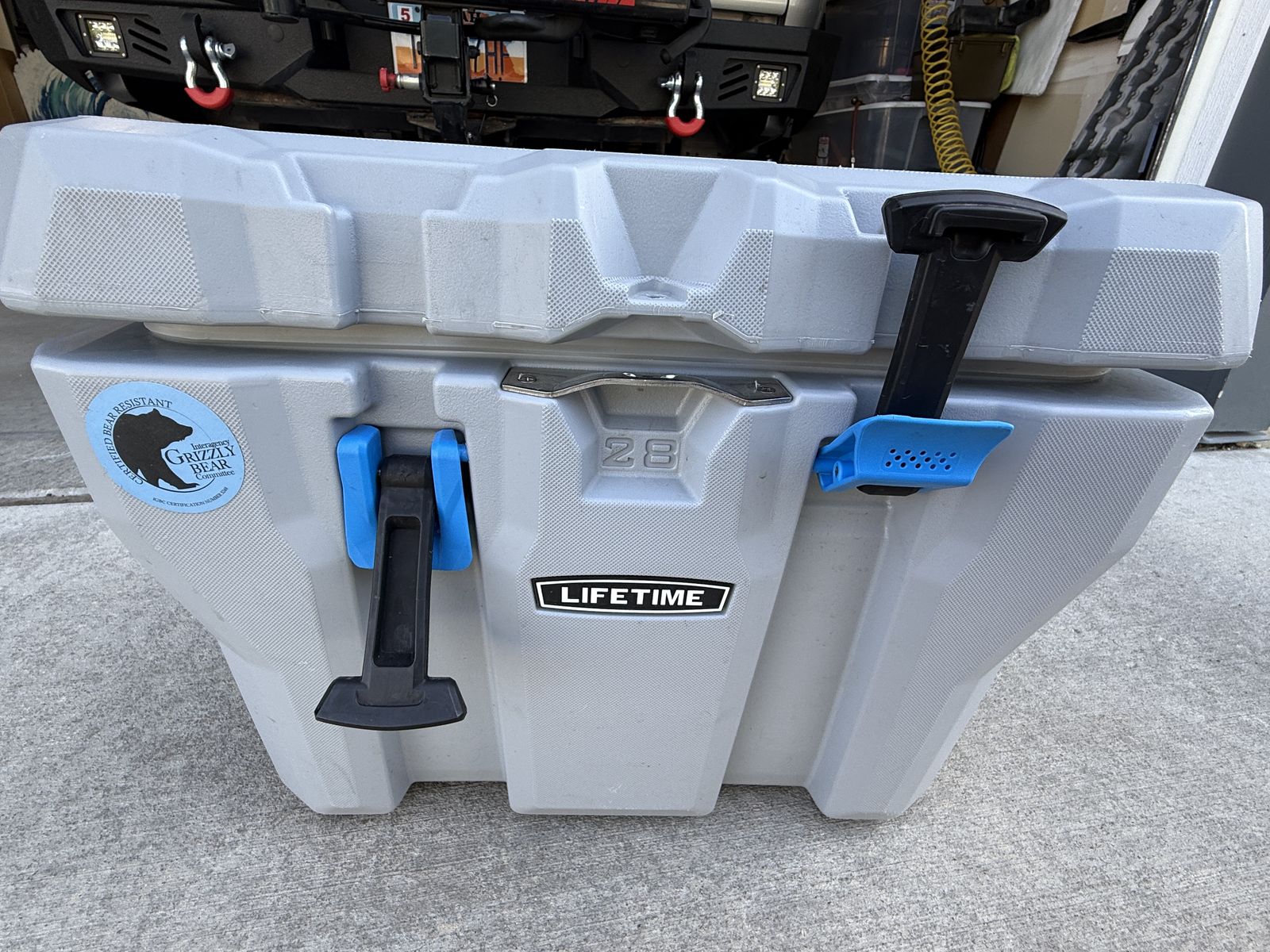 28 Quart Lifetime Bear Proof Cooler