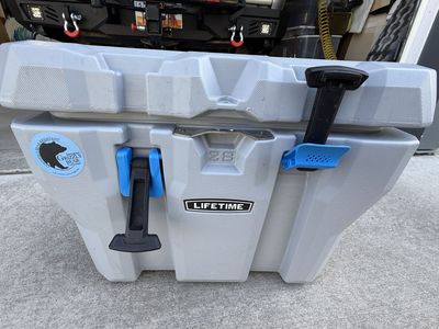 28 Quart Lifetime Bear Proof Cooler