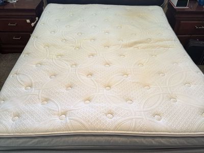 Sleep Number iLE Bed, Queen Size