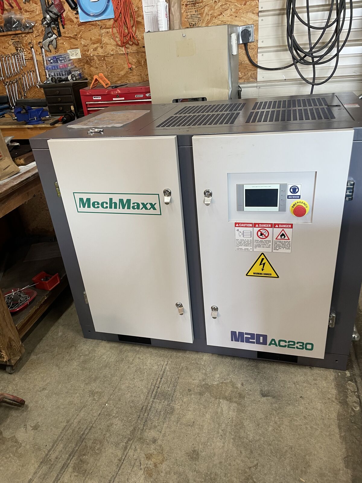 Mechmaxx AC 230 rotary screw air compressor 2025
