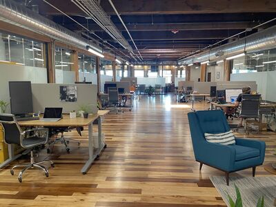 Exclusive Desk in Coworking Office