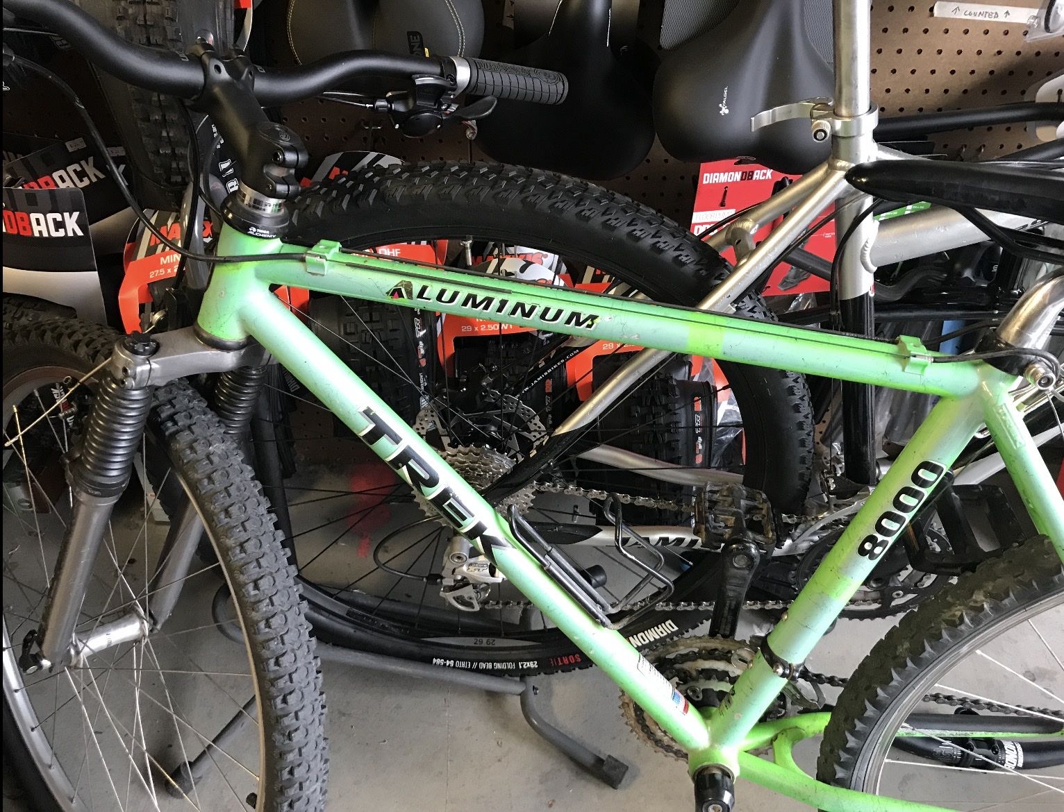 Trek 8000 Aluminum Mountain Bike, Green, Hardtail, Used