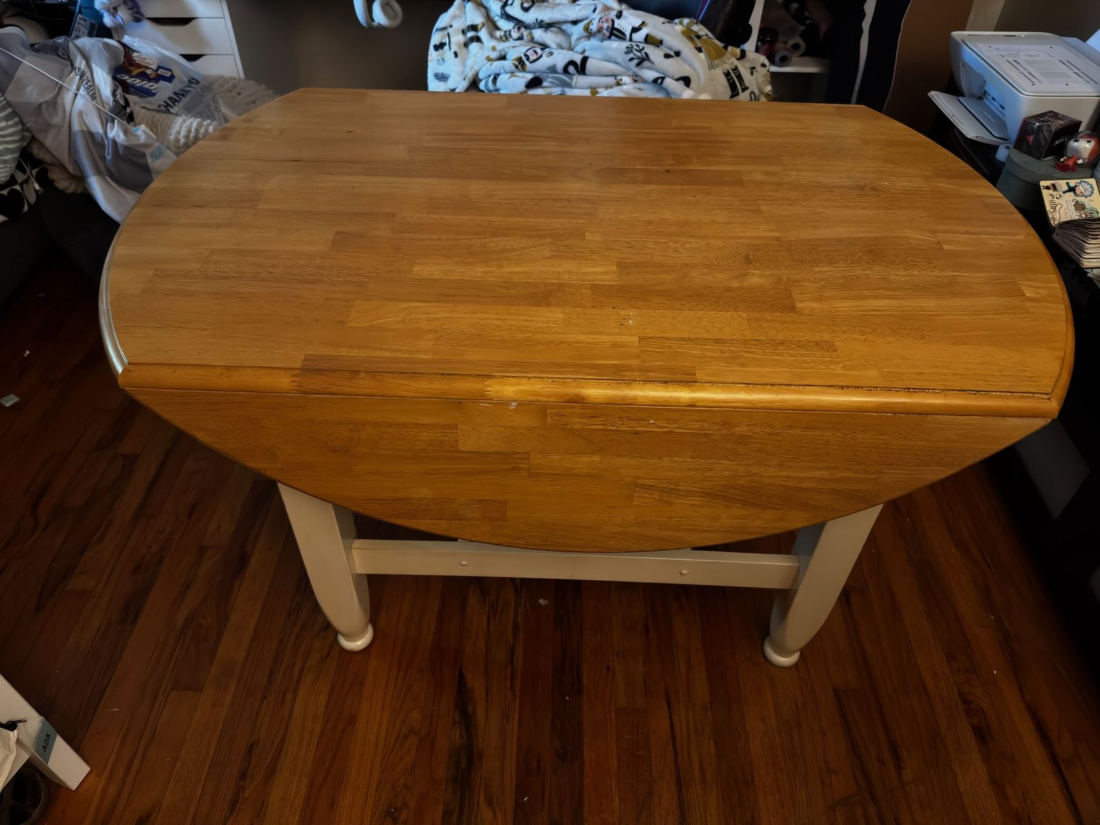 kitchen table  sides fold up and down with chairs