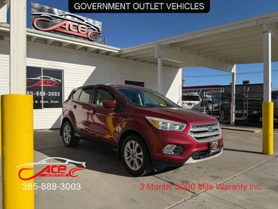 2017 FORD ESCAPE SE