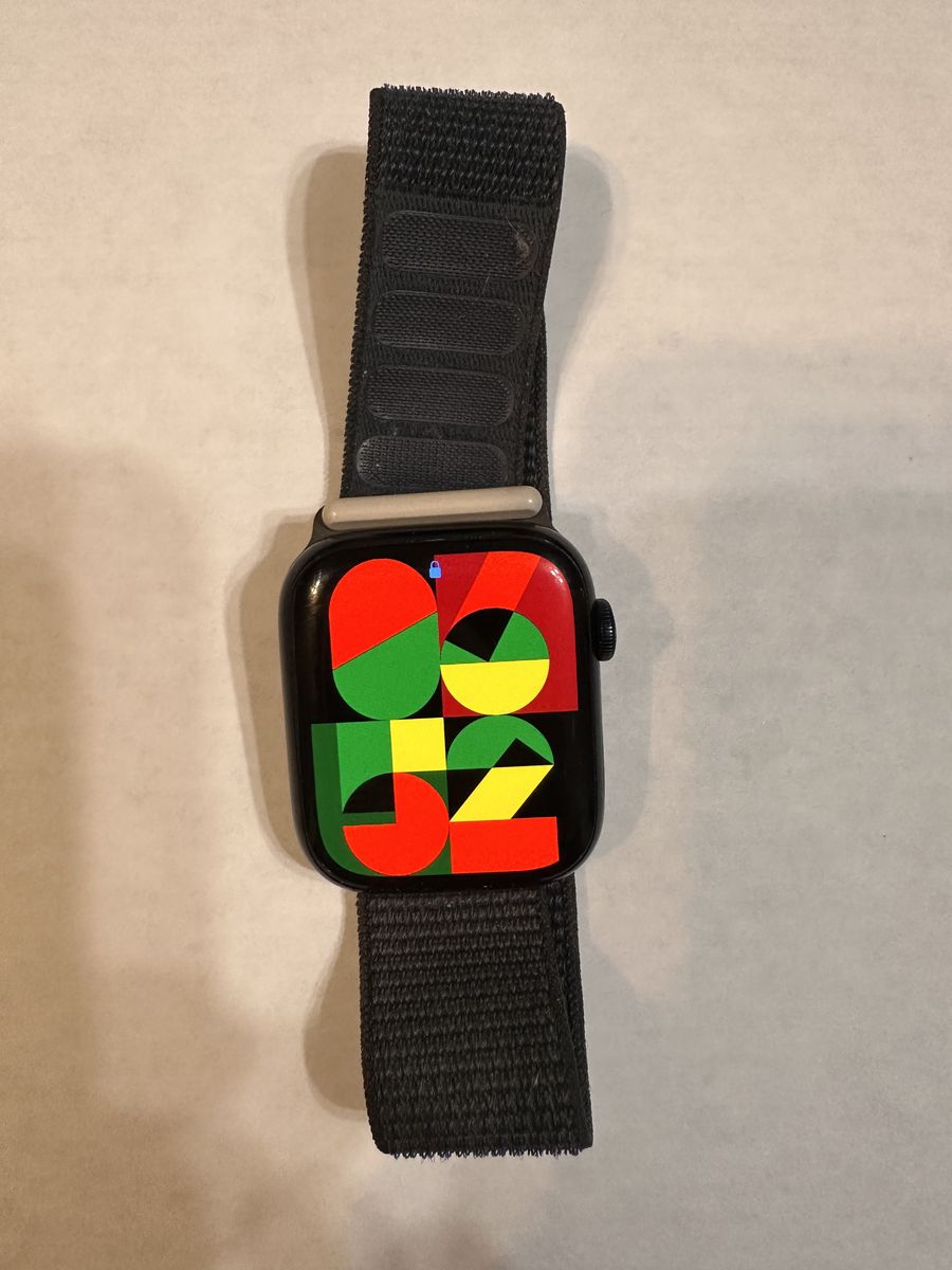 Apple Watch Series 9 (45mm) - Midnight Aluminum - Mint Condition