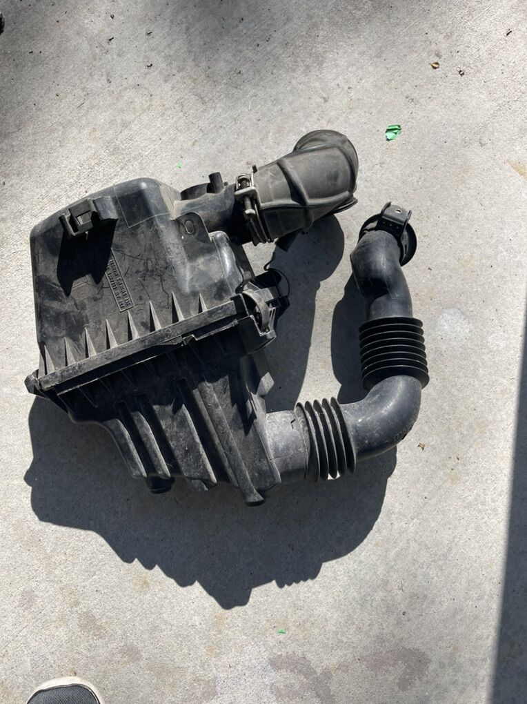 97 Jeep TJ Intake Box With Filter