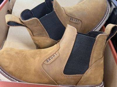 Brunt Slip on boots