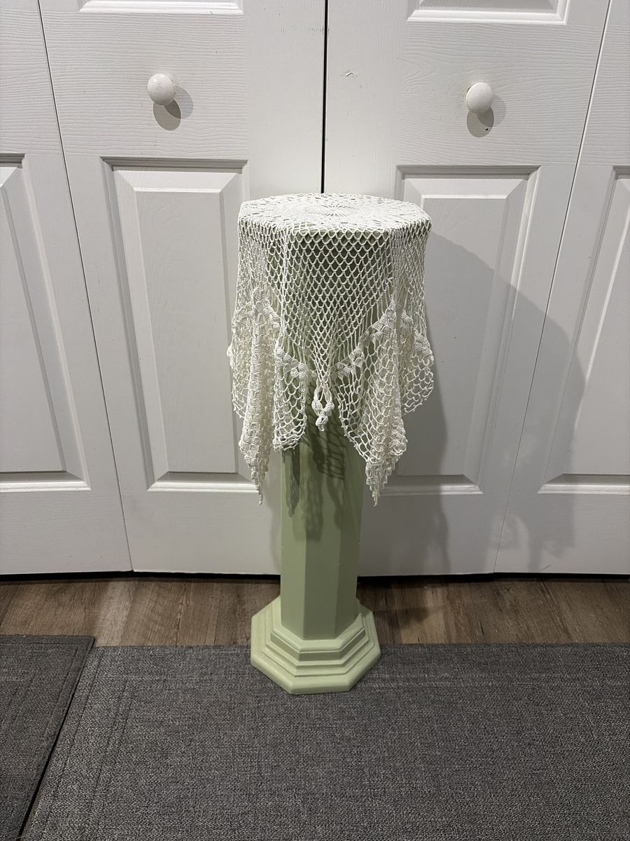 Green PIllar All Wood Plant Stand